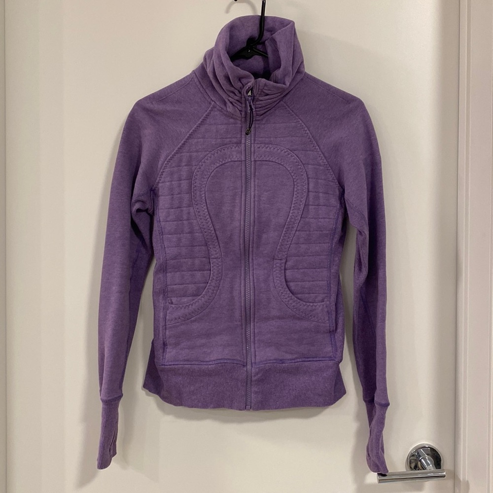 Lululemon - Size 4 - Zip up sweatshirt, no hood